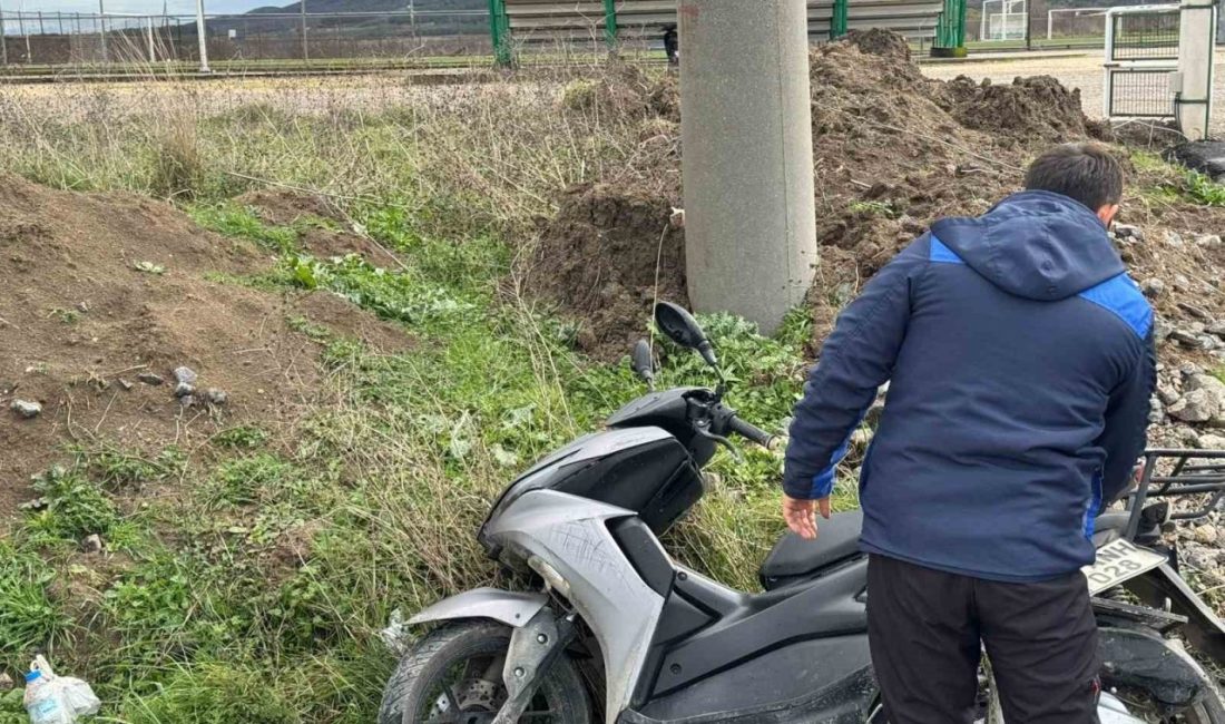 Balıkesir’in Gönen ilçesinde kamyonet ile motosikletin karıştığı trafik kazasında motosiklet
