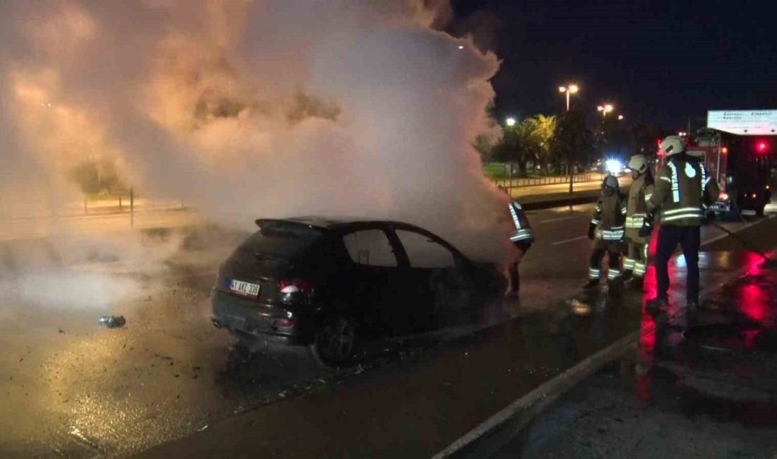 Maltepe’de seyir halinde alevlere teslim olan otomobil kullanılamaz hale geldi.