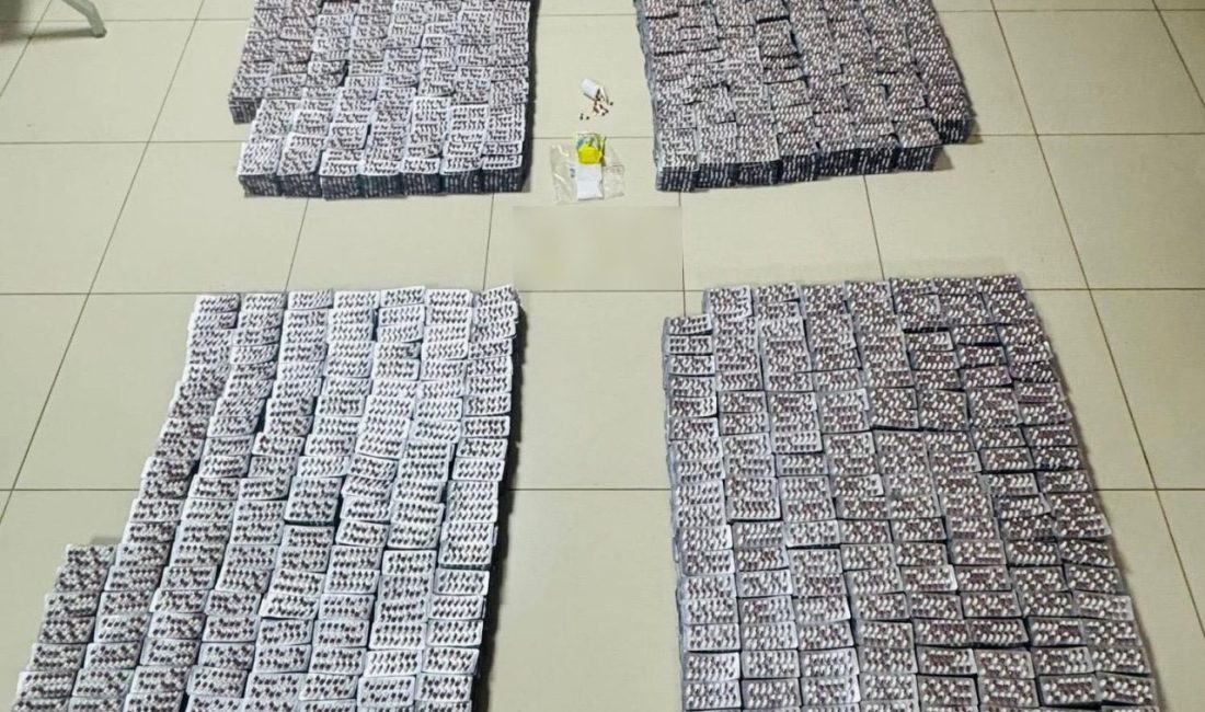 İstanbul Sultangazi’de şüphe üzerine durdurulan araçta çok miktarda uyuşturucu ele