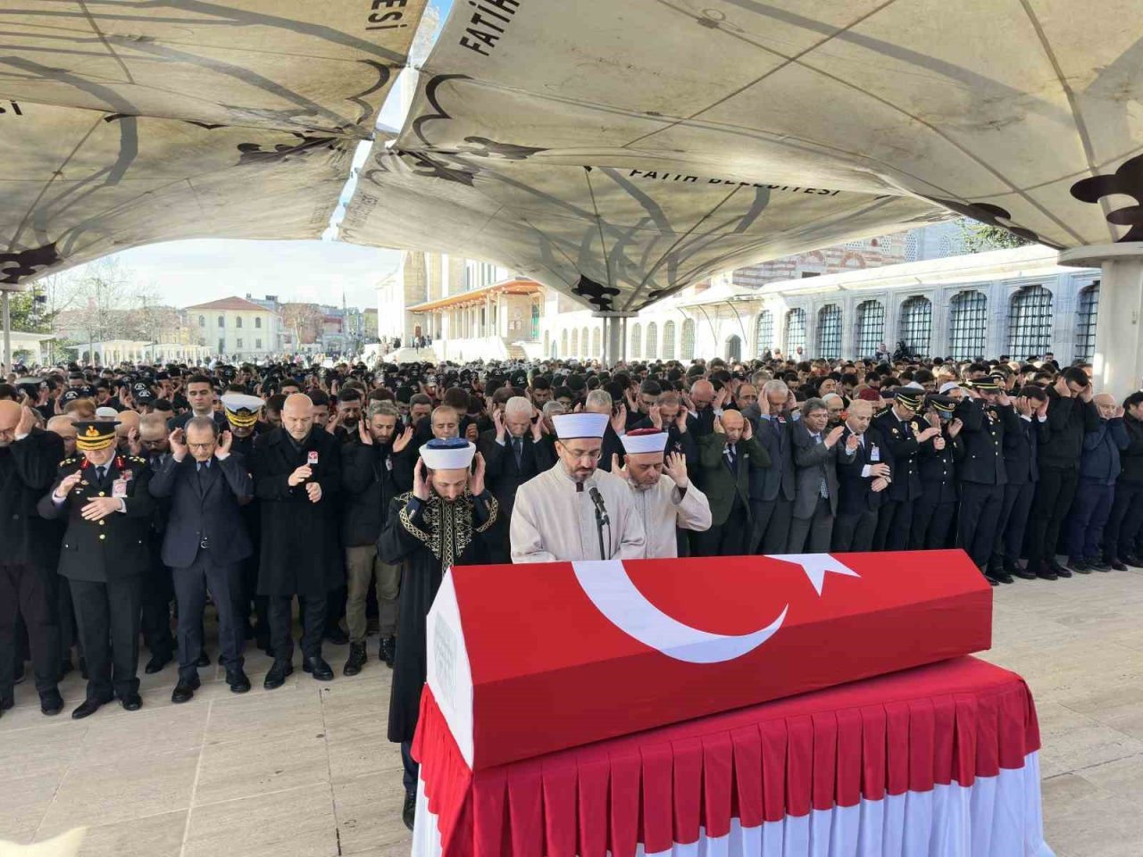 Kuzey Marmara Otoyolu’nda meydana gelen trafik kazasında şehit olan Polis