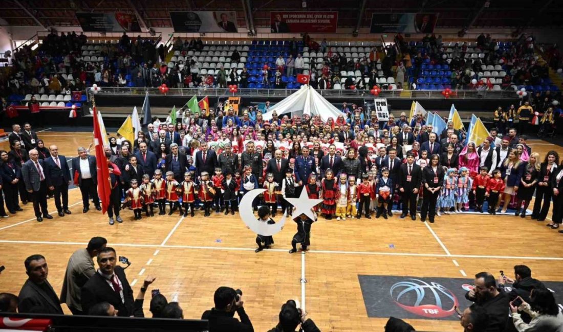 23 Nisan Ulusal Egemenlik ve Çocuk Bayramı kutlamaları Balıkesir’de coşkuyla