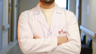 Kocaeli’deki Büyük Anadolu Hastanesi Darıca’da uygulanmaya başlanan “görüntüleme eşliğinde enjeksiyon”