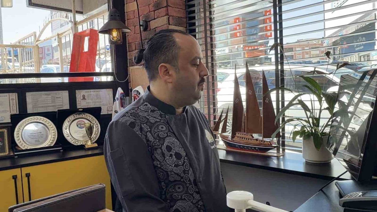 Arnavutköy’de bir otelde konaklayan şahıs adına, yabancı bir numaradan yaklaşık