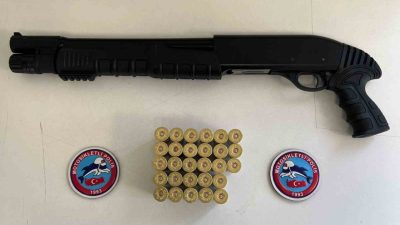 İstanbul’un Arnavutköy ilçesinde Yunus Polis ekiplerinin şüphe üzerine durdurduğu ticari