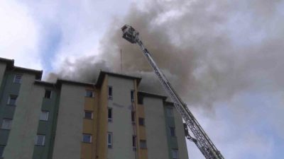 Ataşehir’de bulunan bir sitenin içinde dairede çıkan yangın büyük paniğe