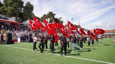 Balıkesir’in Ayvalık ilçesinde, 23 Nisan Ulusal Egemenlik ve Çocuk Bayramı’nın