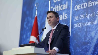 Enerji ve Tabii Kaynaklar Bakanı Alparslan Bayraktar, kritik minerallere sahip