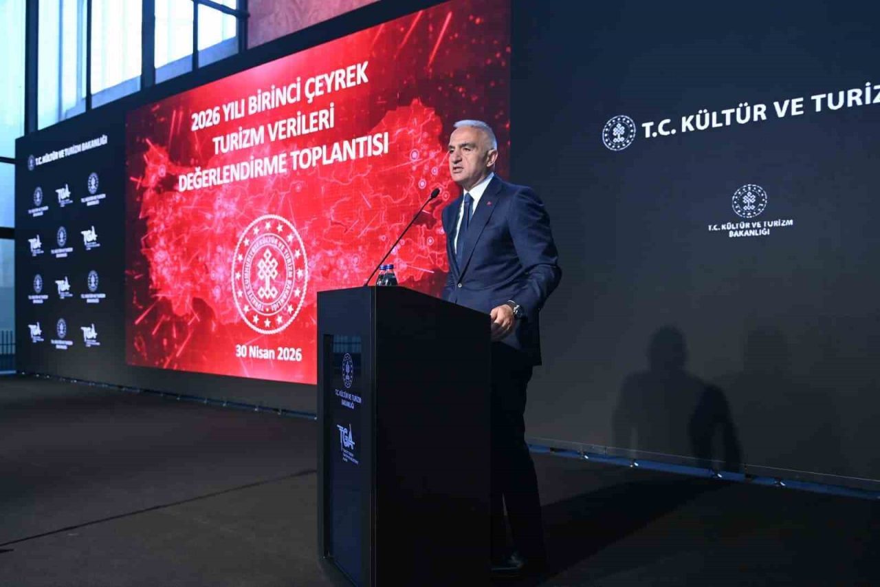 Türkiye’nin krizlere rağmen turizmde büyümesini sürdürdüğünü belirten Kültür ve Turizm
