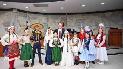 Bu yıl ikincisi düzenlenen Balıkesir Uluslararası Çocuk Festivali kapsamında dokuz