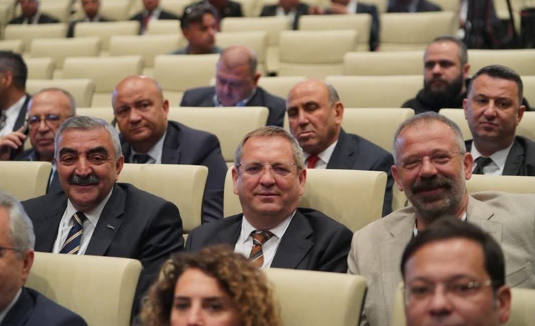 Balıkesir’in Ayvalık Belediye Başkanı Mesut Ergin, partisinin genel merkezinde düzenlenen