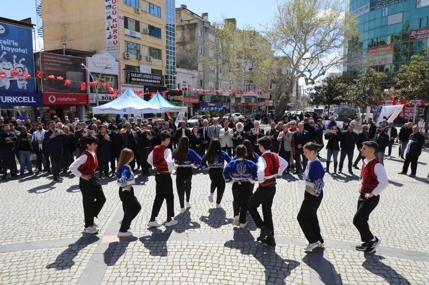 Edremit Belediye Başkanı Mehmet Ertaş, Van’ın düşman işgalinden kurtuluşunun 108.