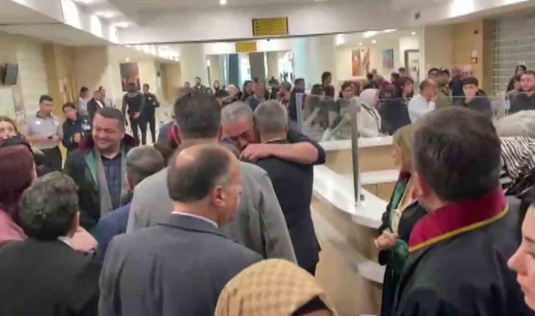 Kadıköy’de yolun karşısına geçmek isteyen Berkay Şengel otomobil çarpması sonucu