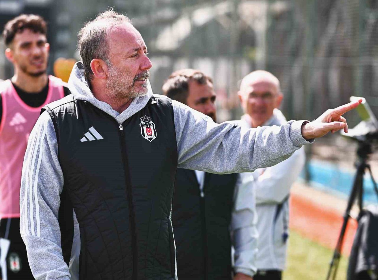 Beşiktaş, Trendyol Süper Lig’in 28. haftasında deplasmanda Fenerbahçe ile oynayacağı