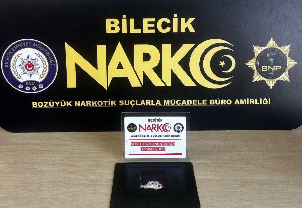 Bilecik’te gerçekleştirilen uyuşturucu operasyonunda 2 şüpheli gözaltına alındı. Edinilen bilgilere