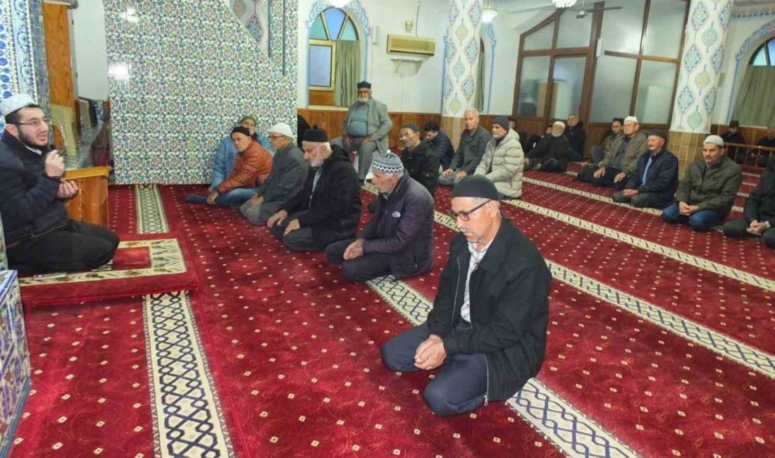 Burhaniye’de Müftülüğün başlattığı Sabah Namazı Buluşmaları devam ederken, bu haftaki