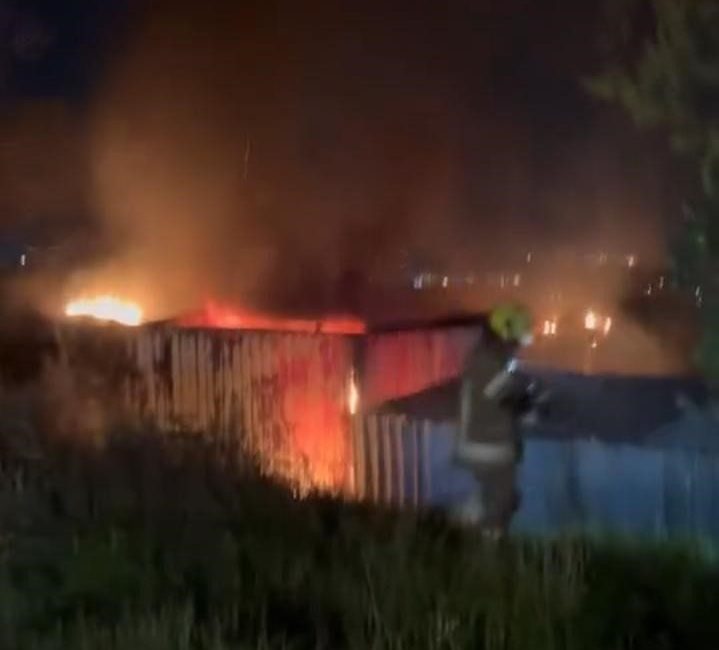 Bursa’da bir iş yerinde çıkan yangın korku dolu anlara neden