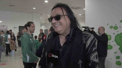 Bursaspor’un kritik maçlarında sahaya çıkarak performans sergileyen Gökhan Kırdar, yeşil-beyazlı