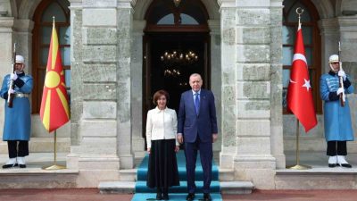 Cumhurbaşkanı Recep Tayyip Erdoğan, Kuzey Makedonya Cumhurbaşkanı Gordana Siljanovska Davkova