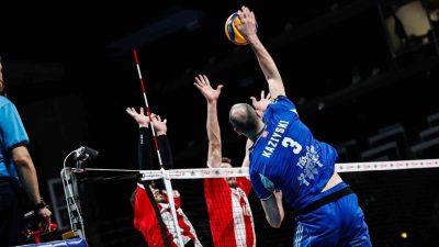 Efeler Ligi’nin 3-4 Play-Off etabının birinci maçında Halkbank, sahasında Spor