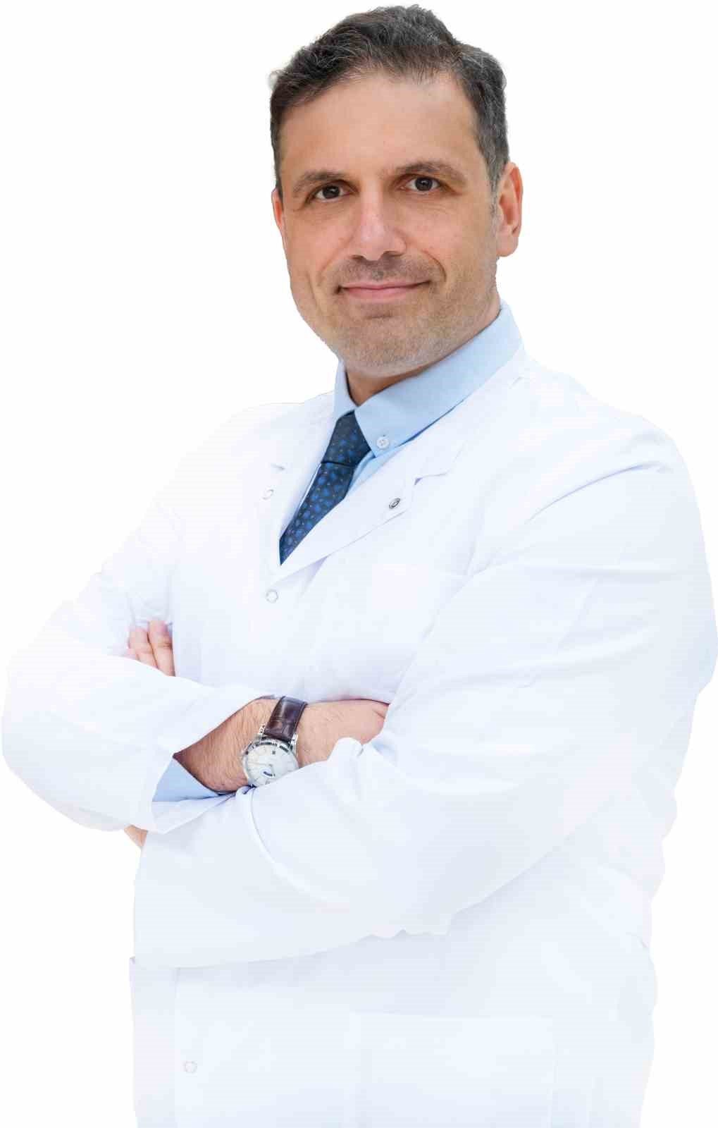 Biruni Üniversitesi Tıp Fakültesi Hastanesi Üroloji Uzmanı Doç. Dr. Emre