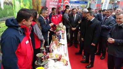 Çanakkale’nin Ezine ilçesinde “3. Gıda, Hayvancılık ve Tarım Teknolojileri Festivali”