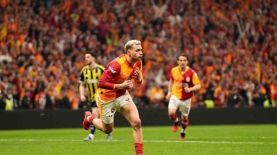 Galatasaray, Fenerbahçe’ye karşı iç sahada 25 sene sonra penaltıdan fileleri
