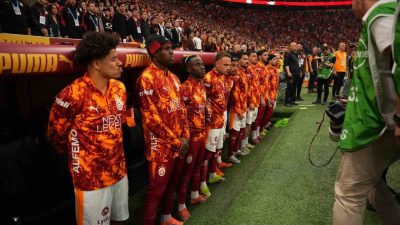 Galatasaray Teknik Direktörü Okan Buruk son oynadıkları Ziraat Türkiye Kupası