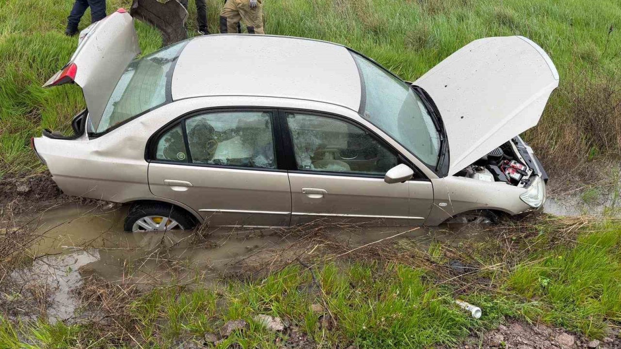 Balıkesir’in Gönen ilçesi ile Manyas yolu Akçaova Mahallesi yakınlarında meydana