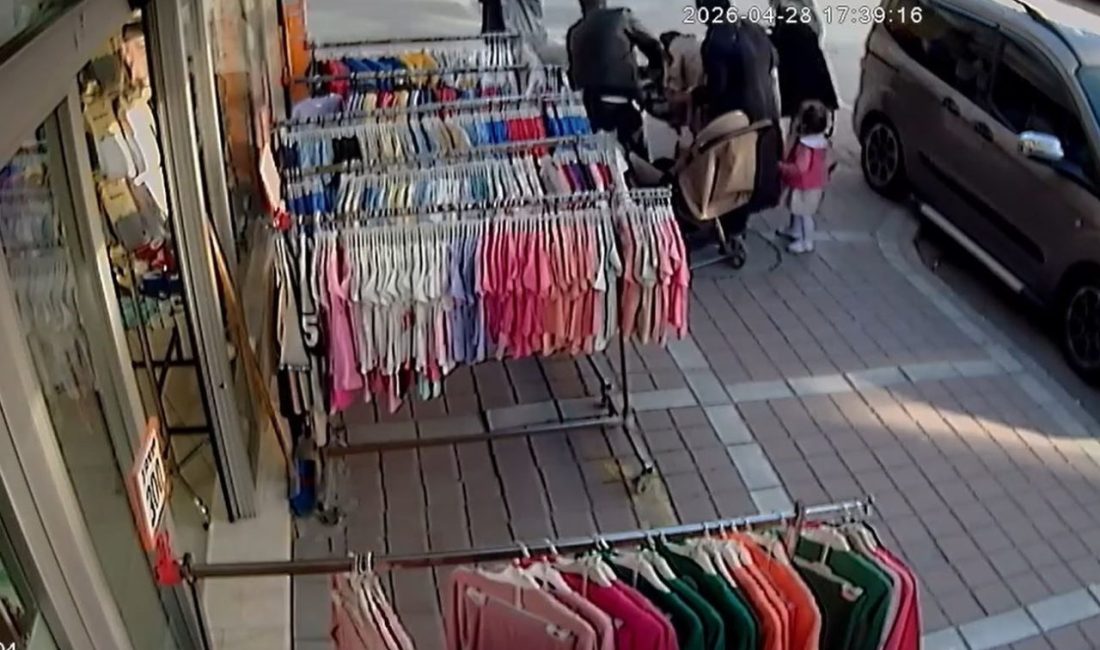 İstanbul’un Esenyurt ilçesinde annesinin alışveriş yaptığı sırada bir çocuk, boğazına