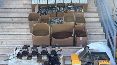 Sakarya’da yapılan kaçakçılık operasyonunda 3 şüpheli gözaltına alındı. İl Jandarma