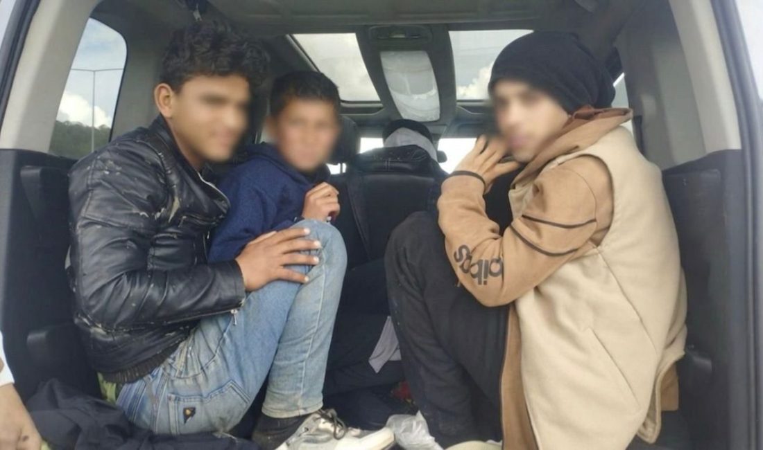 Sakarya İl Jandarma Komutanlığı ekiplerince düzensiz göç ve göçmen kaçakçılığıyla