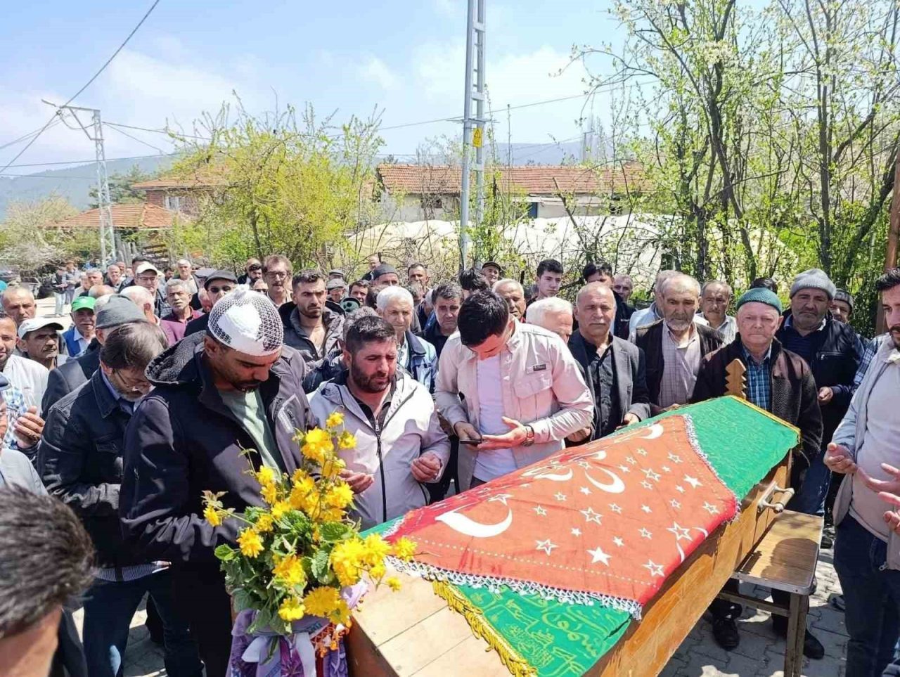 Ankara’da meydana gelen trafik kazasında 26 yaşındaki Sultan Kuduş ile
