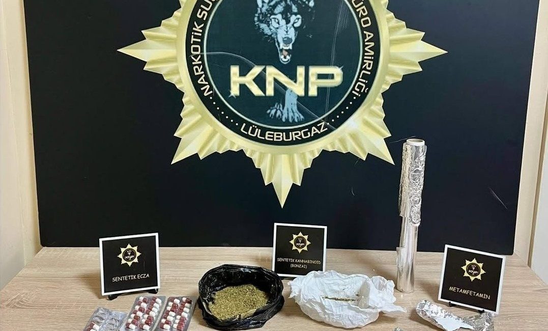 Kırklareli’nin Lüleburgaz ilçesinde uyuşturucu madde ticaretine yönelik düzenlenen operasyonda gözaltına