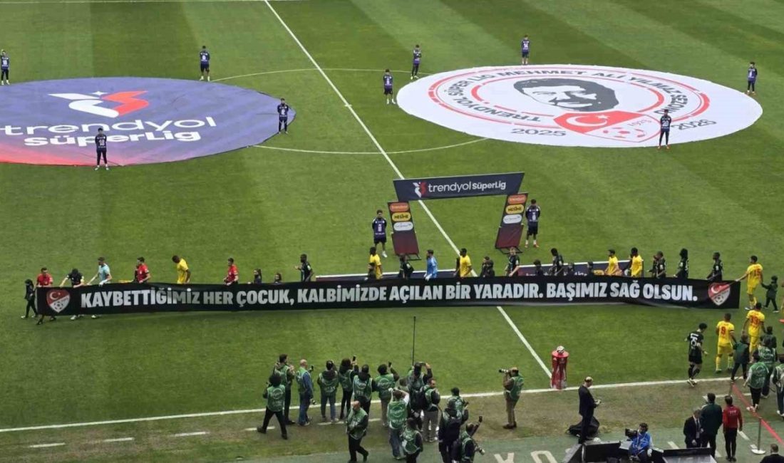 Trendyol Süper Lig’in 30. haftasında Kocaelispor’un evinde Göztepe ile oynadığı