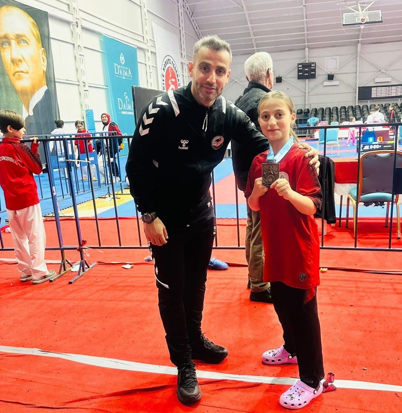 Körfez Gençlerbirliği Spor Kulübünün 3 karatecisi, İstanbul’da düzenlenecek Balkan Çocuklar