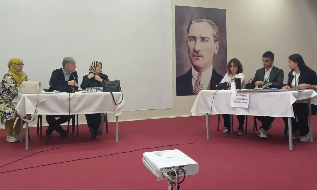 “Yeşil Vatan Benim Okulum Geleceğe Çare” projesi kapsamında düzenlenen İklim