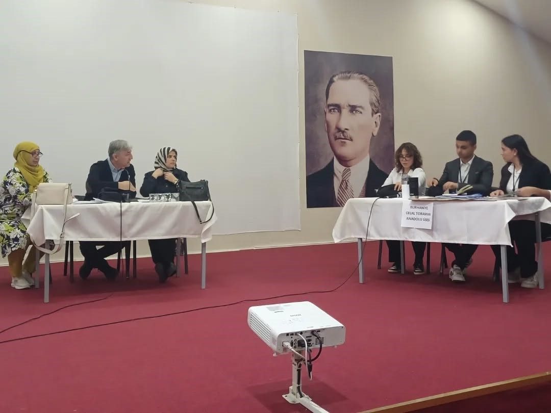 “Yeşil Vatan Benim Okulum Geleceğe Çare” projesi kapsamında düzenlenen İklim