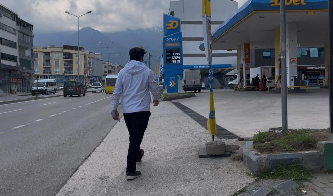 Bursa’nın Gürsu ilçesinde bir akaryakıt istasyonunda çalışan Seyithan Alay, yoğunluk