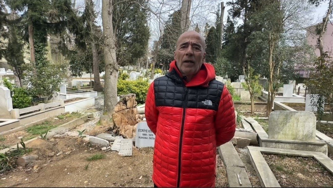 Sarıyer’de geçtiğimiz günlerde İstanbul genelinde etkili olan fırtına sebebiyle bakımsız