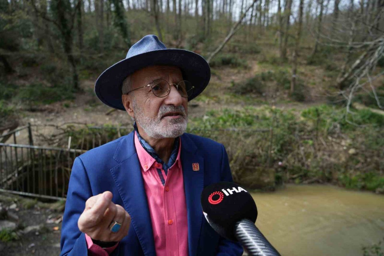 İstanbul Sarıyer’de her yağışın ardından sokakların göle dönmesi ve bazı