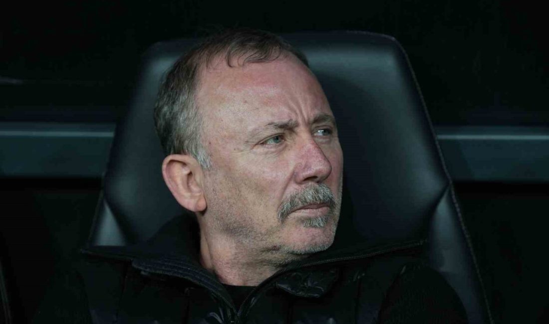 Beşiktaş Teknik Direktörü Sergen Yalçın, Süper Lig’in 30. haftasında deplasmanda