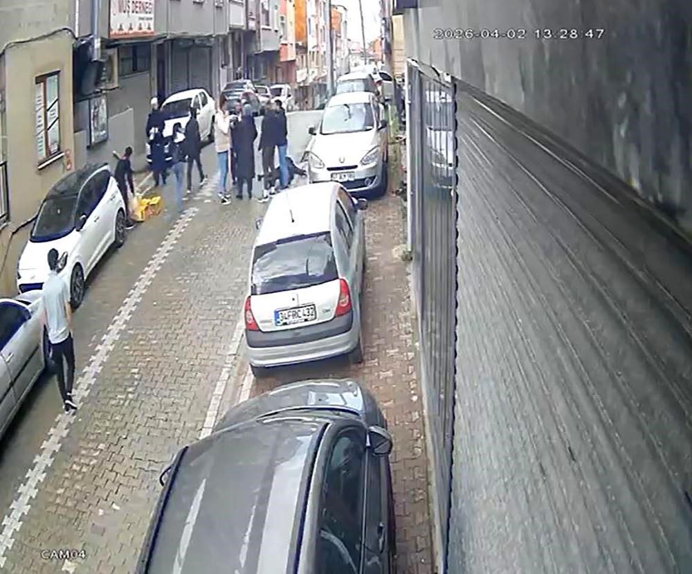 İstanbul Esenyurt’ta iki kadın, sosyal meydandan tartıştığı başka bir kadını
