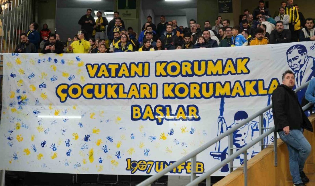 Fenerbahçe Teknik Direktörü Domenico Tedesco, son oynadıkları Kayserispor maçı 11’ine