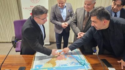 Balıkesir Öğretmen Akademileri bünyesinde faaliyetlerini sürdüren Türk Dünyası Akademisi, çok