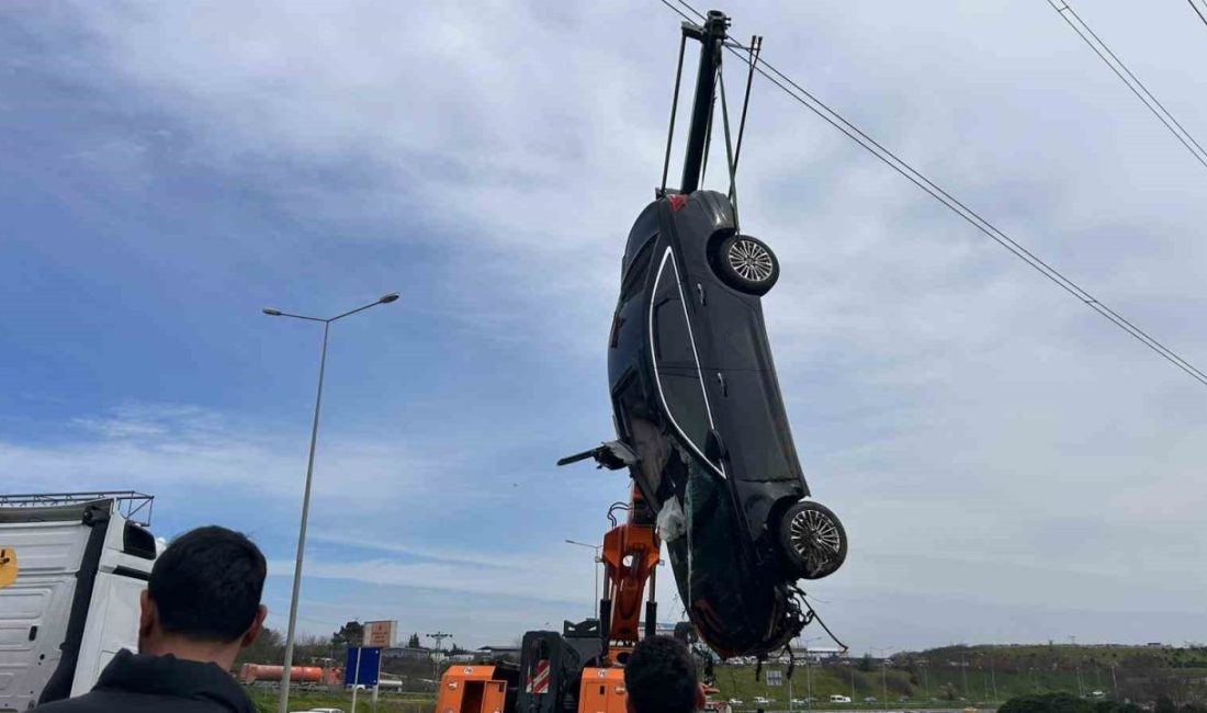 Ünlü saç ekimi uzmanı Berkay Tulpar, Eyüpsultan Hasdal-Kemerburgaz yolunda lüks