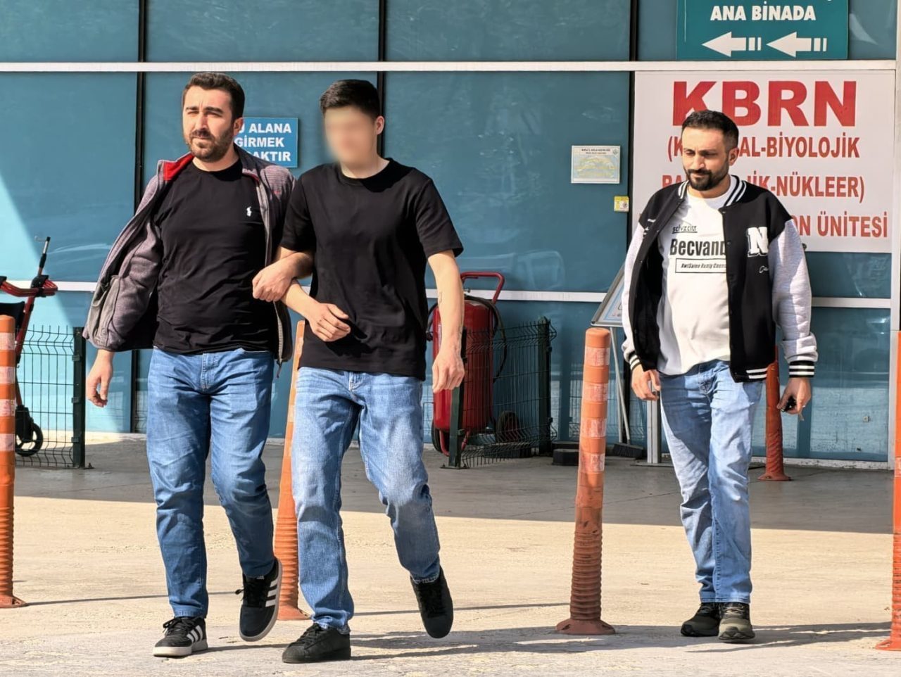Bursa’nın İnegöl ilçesinde 5 yıl önce babasını darp ettiği için