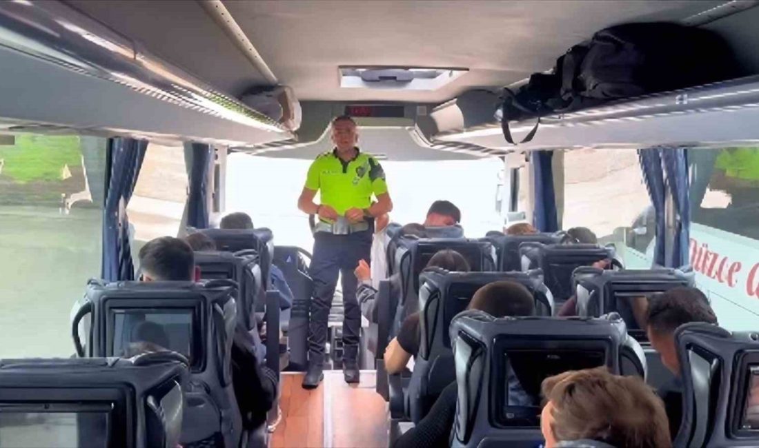 Bilecik’te polis ekipleri tarafından Kurban Bayramı sürücü ve yolculara yönelik
