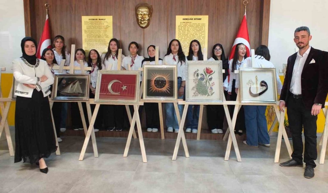 Balıkesir’in Burhaniye ilçesinde, Halk Eğitim Merkezi Müdürlüğünün düzenlediği Filoğrafi kursu