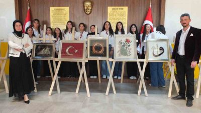 Balıkesir’in Burhaniye ilçesinde, Halk Eğitim Merkezi Müdürlüğünün düzenlediği Filoğrafi kursu