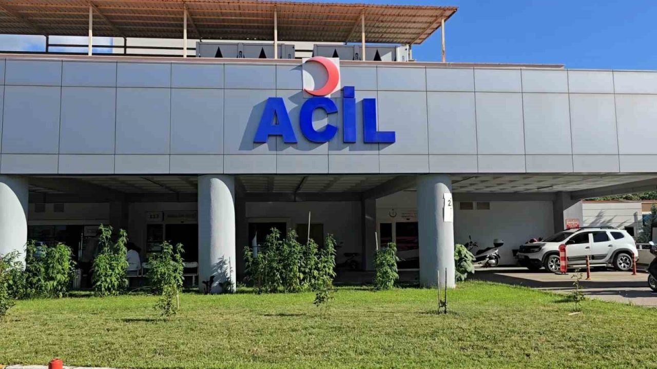 Bursa’nın Orhaneli ilçesinde iddiaya göre içme suyu şebeke hattına su